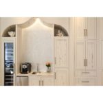 Chevron Weave – Thassos With Bianco Carrara Strips