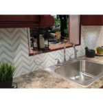 Chevron Weave – Thassos With Bianco Carrara Strips